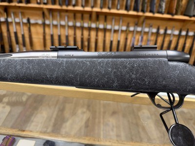 Weatherby Mark V Accumark .300 Wby Mag 26” - Image 3 of 14