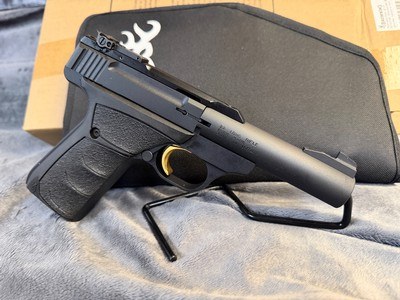 Browning Buck Mark Micro Bull .22LR UFX Pro Target 4” - Image 1 of 4