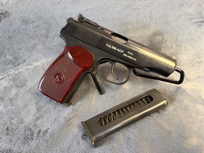 IMEZ Russia Makarov IJ70-17AH .380 ACP 2 mags - Image 1 of 11