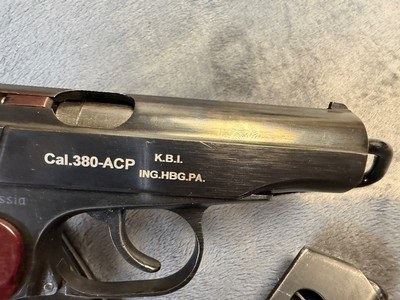 IMEZ Russia Makarov IJ70-17AH .380 ACP 2 mags - Image 2 of 11