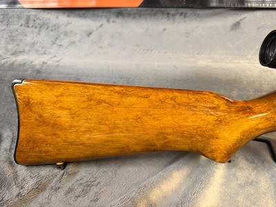 Ruger 10/22 Magnum Carbine .22 Mag mfg:1999, with scope - Image 2 of 15