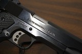 Colt Special Combat Government, 45AUTO - 3 of 17