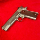 Colt 1911 Government Model Series 70, 45 ACP - 2 of 8