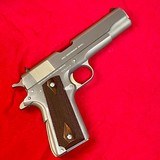 Colt 1911 Government Model Series 70, 45 ACP - 5 of 8