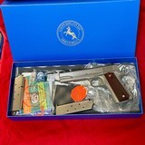 Colt 1911 Government Model Series 70, 45 ACP - 1 of 8