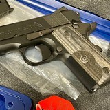 Colt O9840WC Concealed Carry Officers (Talo edition), 45ACP - 3 of 4