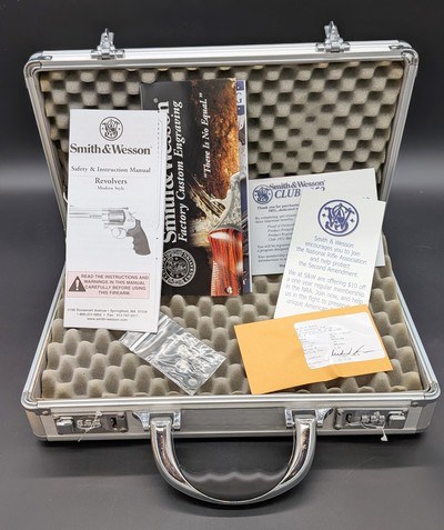 Lew Horton Smith & Wesson Model 629-6 Performance Center Carry Comp - .44 Magnum - Image 15 of 15