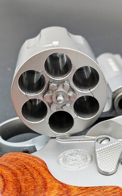 Lew Horton Smith & Wesson Model 629-6 Performance Center Carry Comp - .44 Magnum - Image 11 of 15