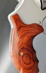 Lew Horton Smith & Wesson Model 629-6 Performance Center Carry Comp - .44 Magnum - Image 6 of 15