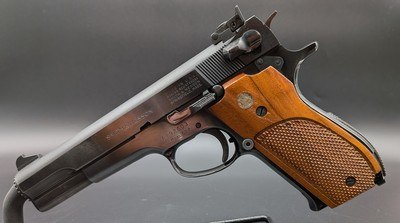 Smith & Wesson Model 52-2 .38 Master – Box, Manual & 2 Mags - Image 2 of 12