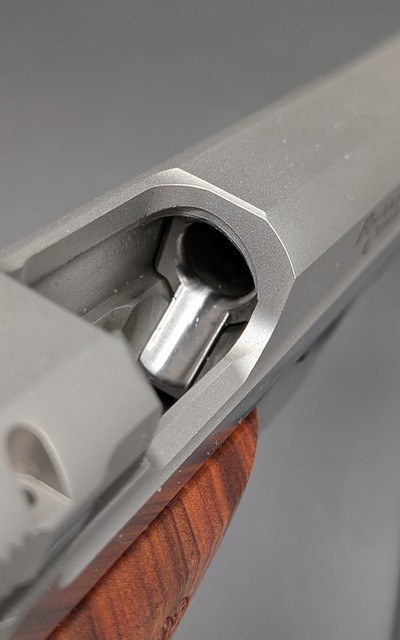 SMITH & WESSON PERFORMANCE CENTER MODEL 952-2 | SEMI-AUTO 9MM | 5