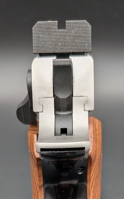 SMITH & WESSON PERFORMANCE CENTER MODEL 952-2 | SEMI-AUTO 9MM | 5