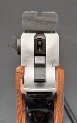 SMITH & WESSON PERFORMANCE CENTER MODEL 952-2 | SEMI-AUTO 9MM | 5