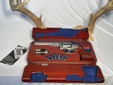 Smith & Wesson Stainless model 66-2 .357 mag Custom Lockable display case