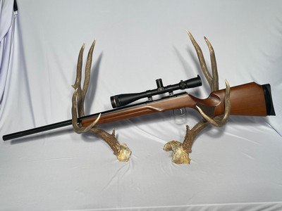 Anschutz model 64 Very nice shape Leupold VX-III 6.5-20x40 EFR