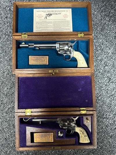 collection of two cased miniature colt revolvers - Image 1 of 14