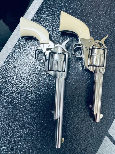 collection of two cased miniature colt revolvers - Image 3 of 14