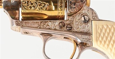 CASED ENGRAVED GOLD AND SILVER MINATURE AFTER SAA - Image 9 of 10