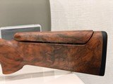 Beretta 694 Sporting 30in O/U 12 ga Shotgun - High Wood Grade! Exceptional marbling! - 3 of 15