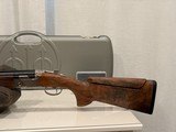 Beretta 694 Sporting 30in O/U 12 ga Shotgun - High Wood Grade! Exceptional marbling! - 4 of 15