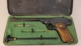 Smith & Wesson
Straight Line Target
22 long rifle Competiton single shot
in factory Tin case Make Offer