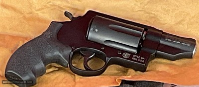 S&W Governor 45LC, 45ACP, 410 2.5