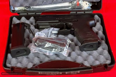 NIB H&K P2000 40 S&W