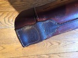 Beautiful Abercrombie and Fitch shotgun leather case - 8 of 9