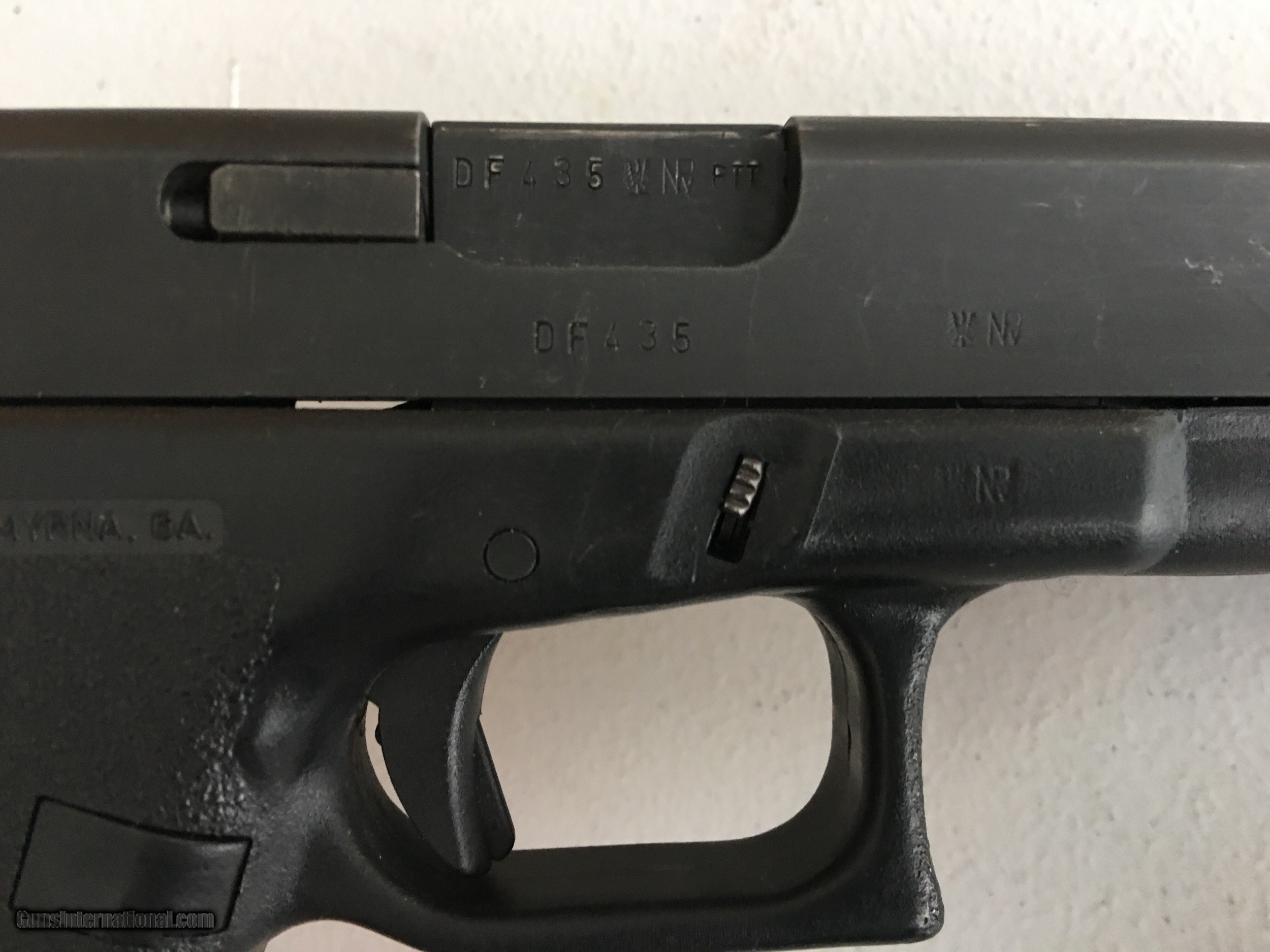 EARLY GLOCK 17 1st GEN