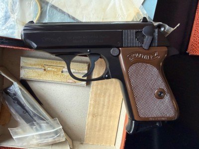 MINT WALTHER PPK ANIB SET of 2 CONSECUTIVE PISTOLS 1968 - Image 7 of 11