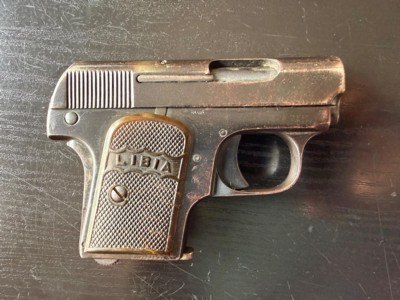 SPANISH “LIBIA”.25 ACP PISTOL PICTURED IN BOOK - Image 3 of 11