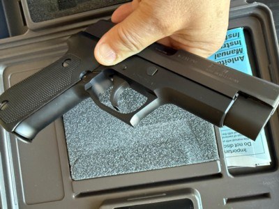 MINT RARE SIG P220 .38 SUPER ANIB UNFIRED - Image 6 of 11