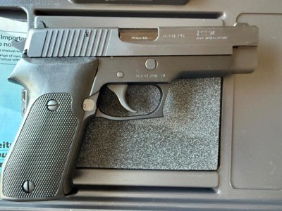 MINT RARE SIG P220 .38 SUPER ANIB UNFIRED - Image 4 of 11