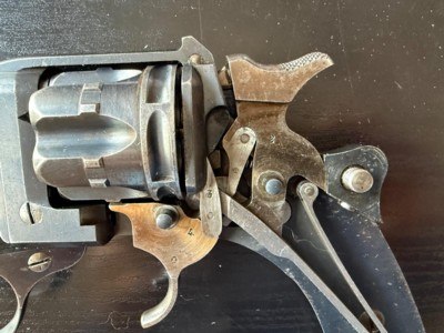 RARE FIRST YEAR PRODUCTION FRENCH 1892 REVOLVER ANTIQUE - Image 2 of 15
