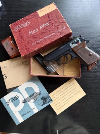 MINT WALTHER PPK ANIB 1966 9mm KURZ - Image 2 of 15