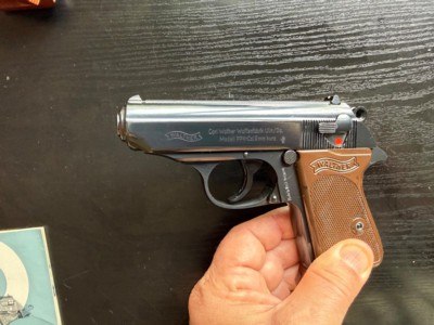 MINT WALTHER PPK ANIB 1966 9mm KURZ - Image 4 of 15