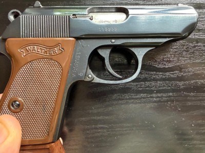 MINT WALTHER PPK ANIB 1966 9mm KURZ - Image 10 of 15