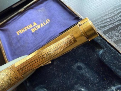 STUNNING BOXED GOLD DAMASCENED SPANISH “BUFALO” .25 PISTOL - Image 11 of 15