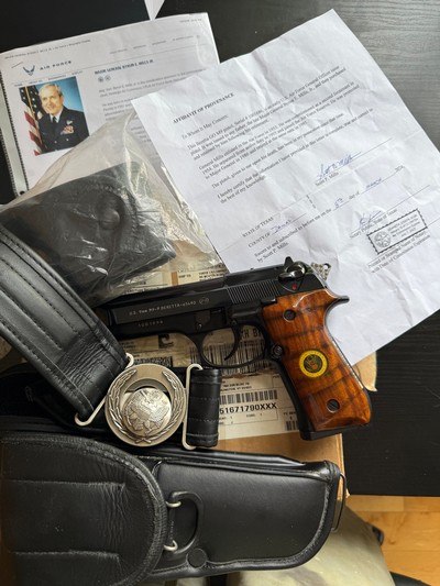 RARE US AIR FORCE GENERAL OFFICER BERETTA M9 RIG - Image 1 of 12