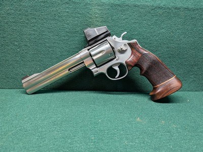 Smith & Wesson 629 DX - Image 2 of 10