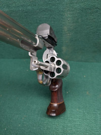 Smith & Wesson 629 DX - Image 5 of 10