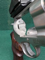 Smith & Wesson 629 DX - Image 6 of 10