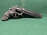 Smith & Wesson 629 Performance Center Stealth Hunter - Image 1 of 4