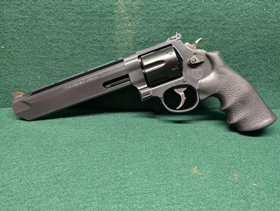 Smith & Wesson 629 Performance Center Stealth Hunter - Image 2 of 4