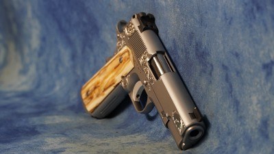 NIGHTHAWK CUSTOM VIP COMMANDER SILVER 38 SUPER WITH MAMMOTH BARK GRIPS - Image 5 of 25