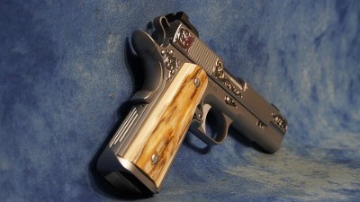 NIGHTHAWK CUSTOM VIP COMMANDER SILVER 38 SUPER WITH MAMMOTH BARK GRIPS - Image 7 of 25