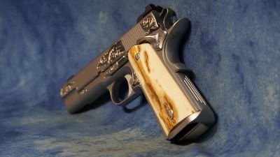 NIGHTHAWK CUSTOM VIP COMMANDER SILVER 38 SUPER WITH MAMMOTH BARK GRIPS - Image 18 of 25