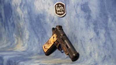 NIGHTHAWK CUSTOM VIP AGENT2 GOVERNMENT 45 ACP 5