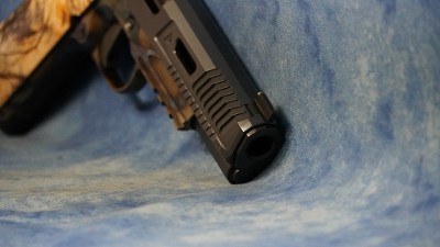 NIGHTHAWK CUSTOM VIP AGENT2 GOVERNMENT 45 ACP 5