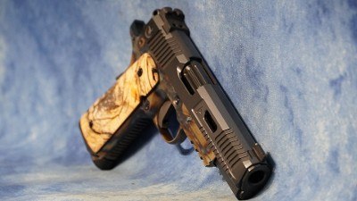 NIGHTHAWK CUSTOM VIP AGENT2 GOVERNMENT 45 ACP 5